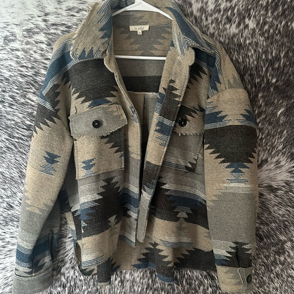 Like new Aztec jacket - Picture 1 of 3